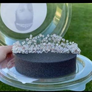 Crystal tiara Bridal/Special Occasion/Prom